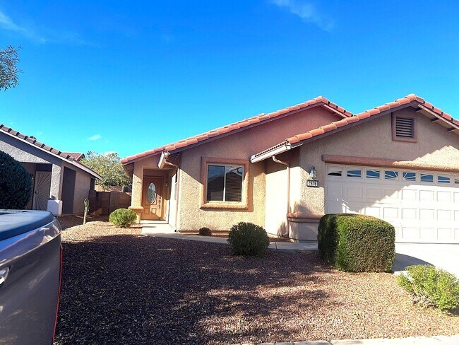 Foto del edificio - 4539 Redwood St