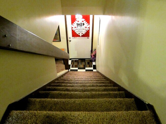 Foto del edificio - 1601 Lyndhurst Dr