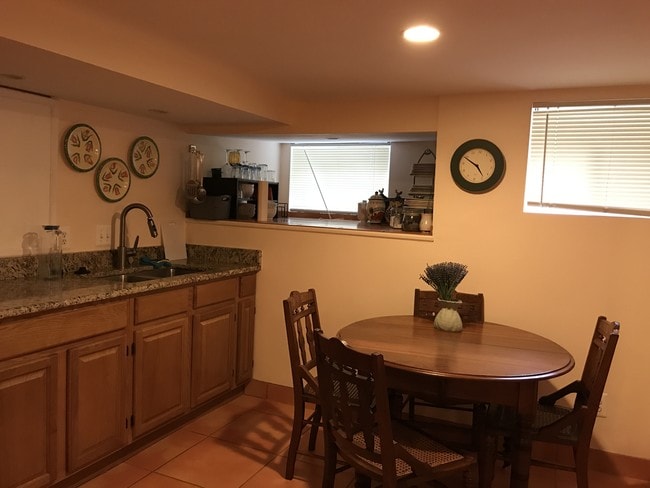 Stocked Kitchen-Pots, Pans, Ice Maker, Dishes - 6214 Lee Hwy