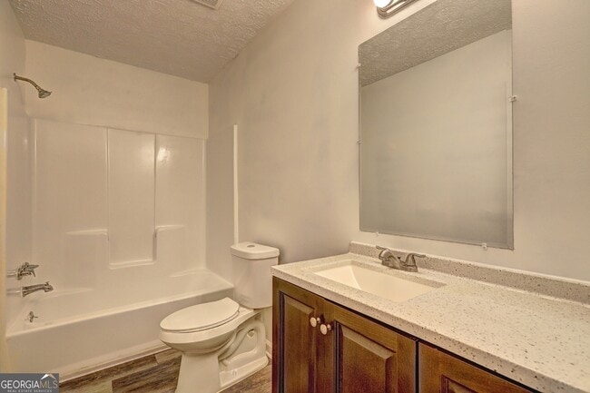 Building Photo - 4090 Knotty Oak Trail