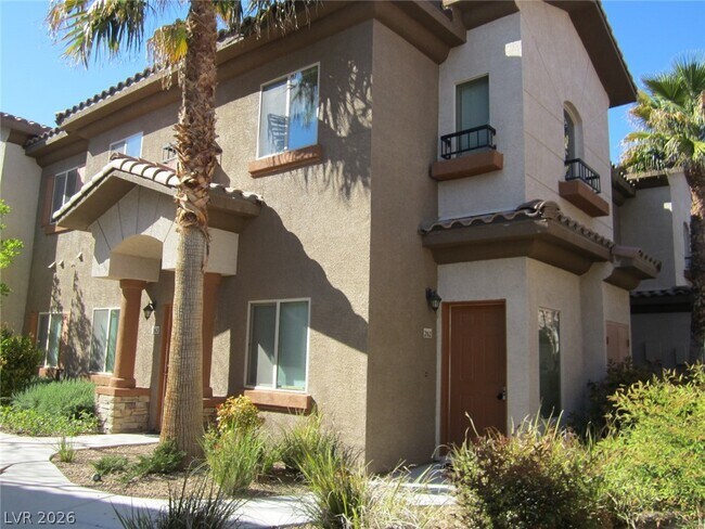 Foto del edificio - 7701 W Robindale Rd