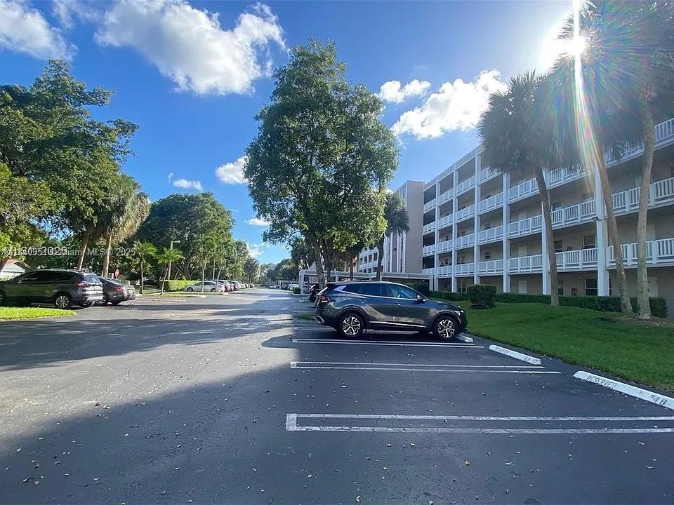 Foto principal - 1200 NW 87th Ave