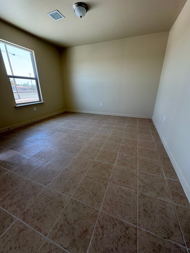 Sala de estar - 8519 Wells Rd