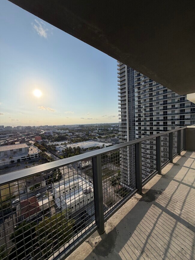 Foto del edificio - 1480 Biscayne Blvd