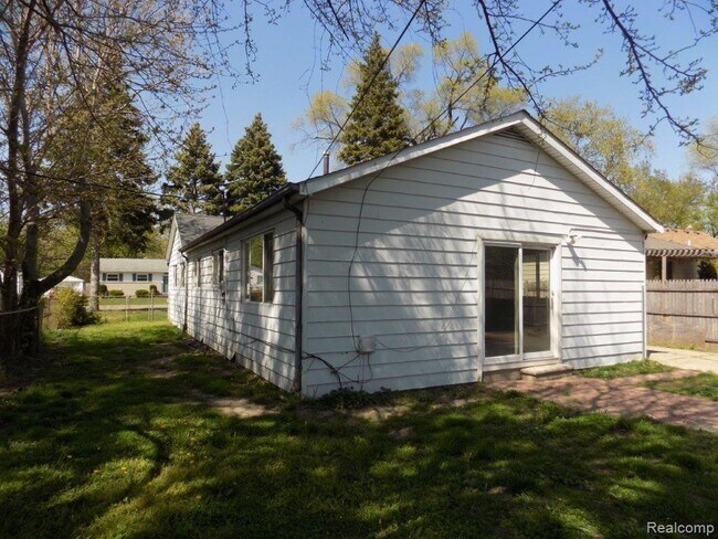 Foto del edificio - 20880 Finley St