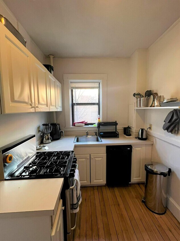 Foto principal - 84 Prescott St