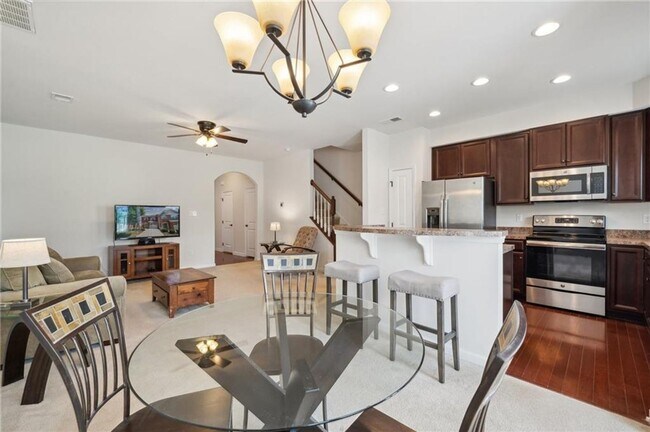 Foto del edificio - 8957 Ringview Dr