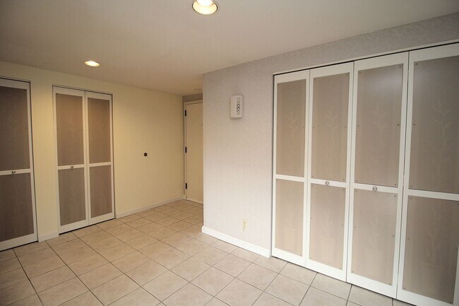 Building Photo - View View View! Exquisitely Updated 2 Bedroom Condo at The Renowned American Plaza