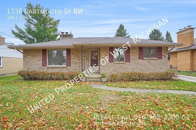 Building Photo - Tours Estimated to Begin 4/2 | Spacious 3 ...