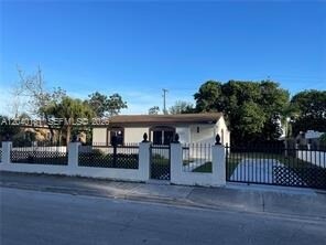 Foto del edificio - 1310 Sharazad Blvd