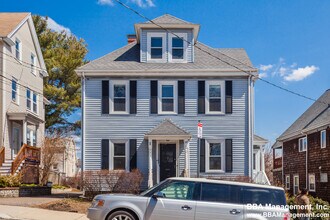 Building Photo - 39 Falkland St