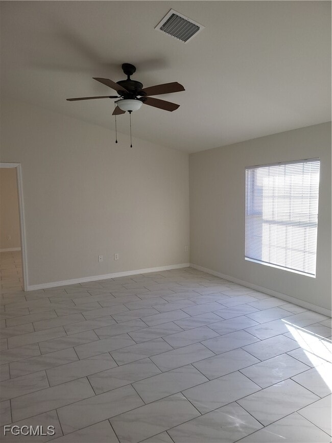 Foto del edificio - 1444 SE 10th Terrace