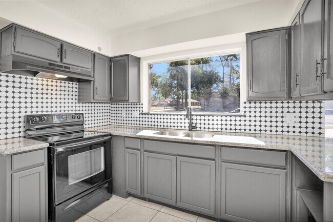 Building Photo - 2126 Millhouse Rd