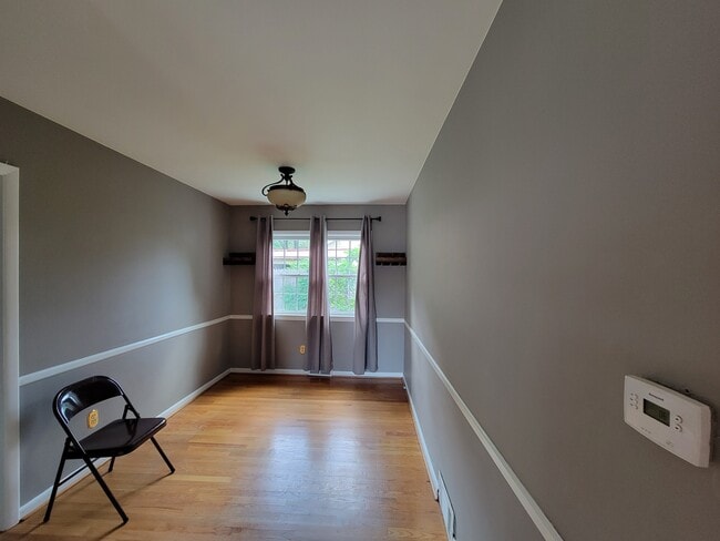 Dinning room - 110 Central Ave