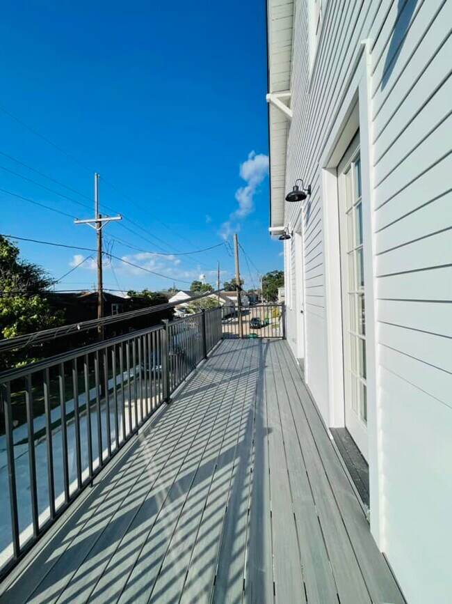 601 Lavoisier St, Gretna, LA 70053 Condo for Rent in Gretna, LA