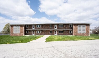 Building Photo - 140 Maple Park Dr