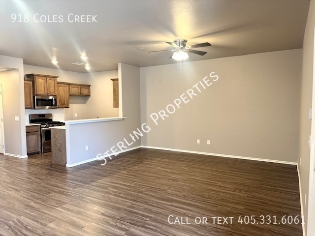 Building Photo - 918 Coles Creek