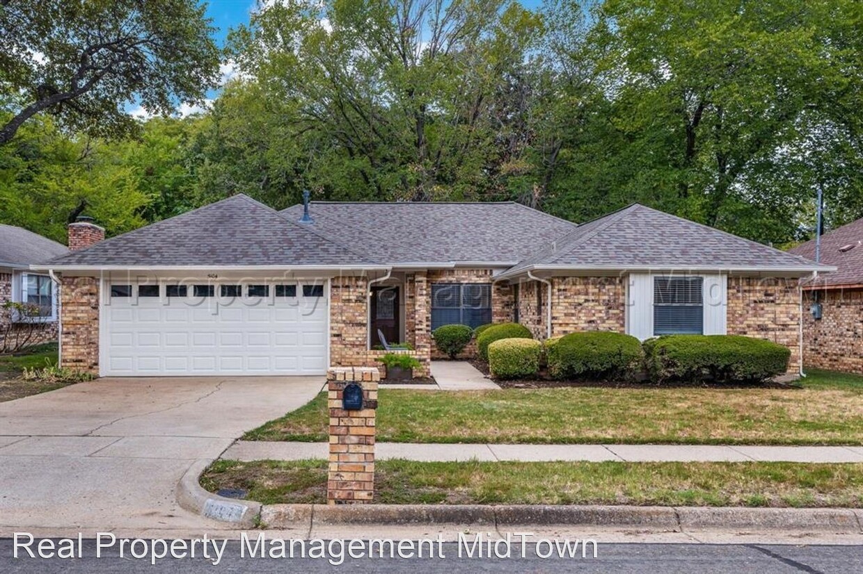 Primary Photo - 3 br, 2 bath House - 5104 Andalusia Trl.