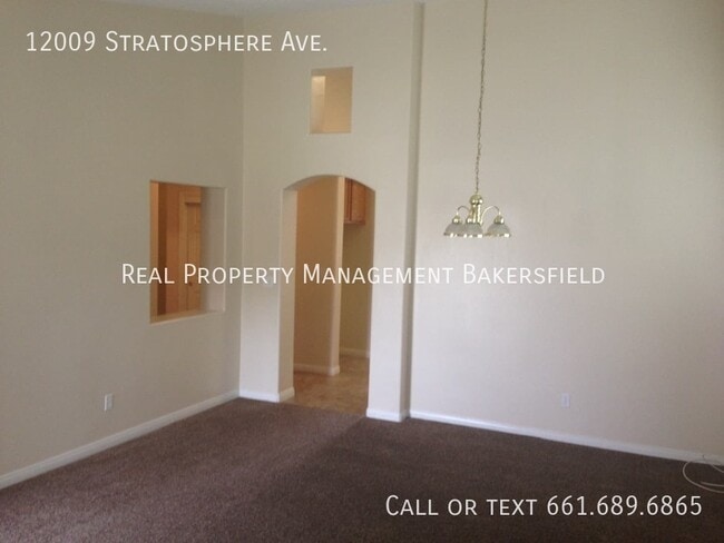 Foto del edificio - 12009 Stratosphere Ave