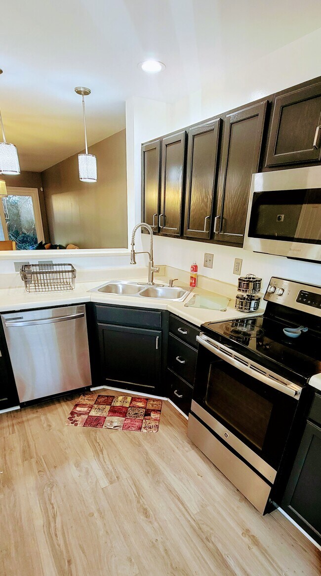 Building Photo - 5367 Kimmerly Woods Dr