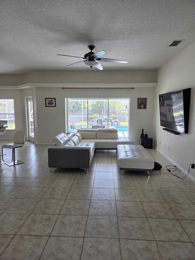 Foto del edificio - 4001 SW Winslow St