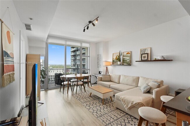Foto del edificio - 3301 NE 1st Ave