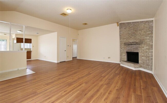 Building Photo - 11811 S Youngwood Ln