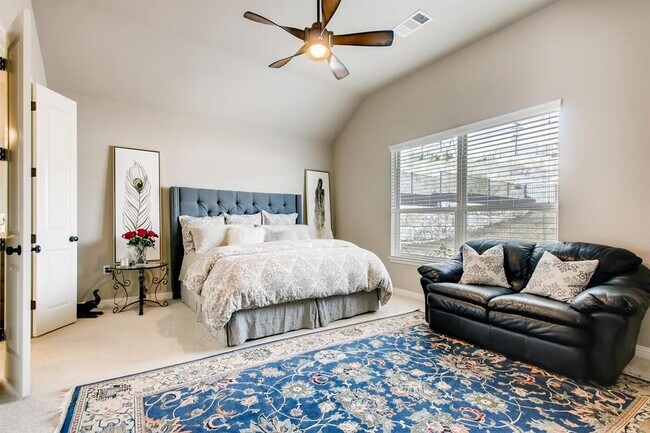 Foto del edificio - 303 Highland Village Cove
