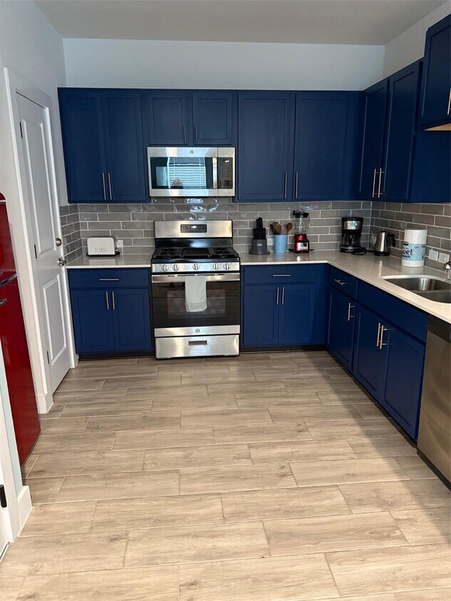 Foto principal - 7904 Hillock Terrace