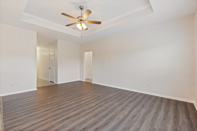 Building Photo - 503 Parkfield Ln