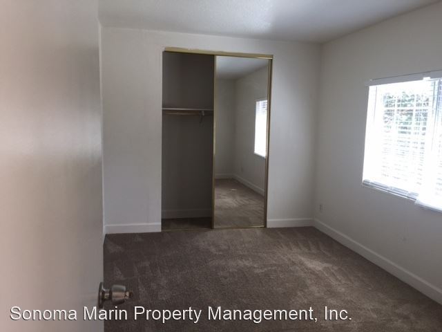 Foto del edificio - 6 br, 2 bath House - 8647 Lords Manor Way
