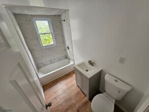 Building Photo - 518-520 E 23rd St