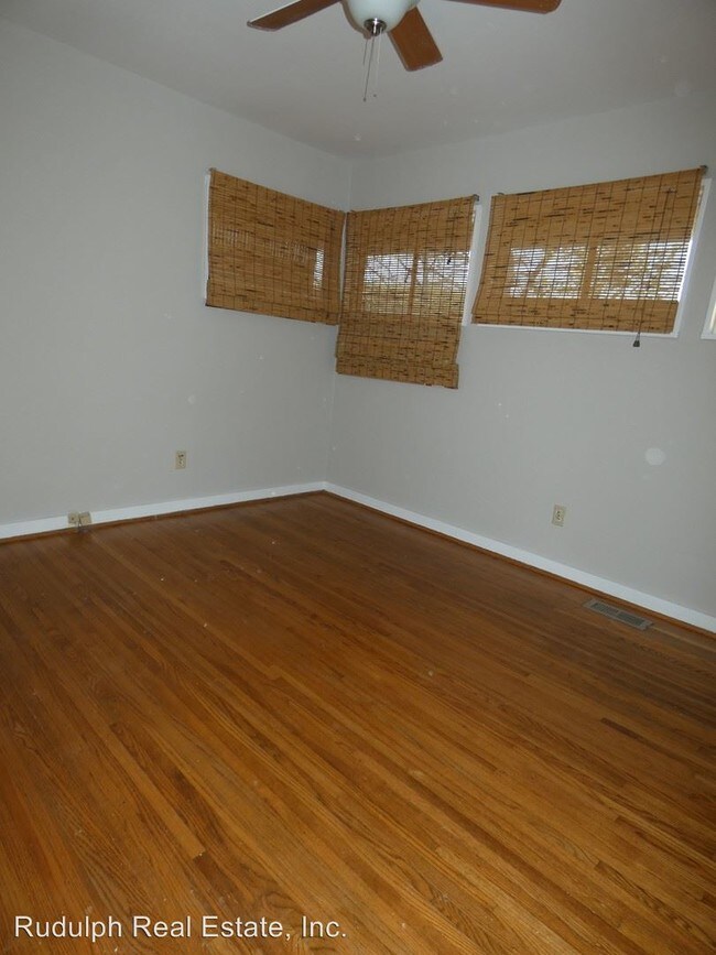 Building Photo - 3 br, 1.5 bath House - 4921 Montevallo Rd.