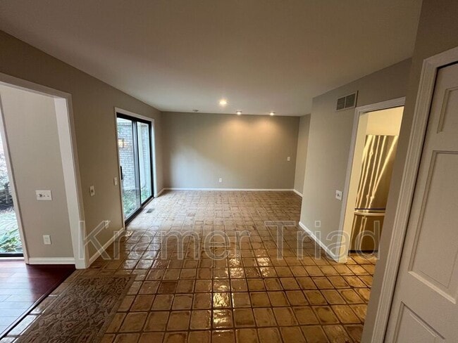 Building Photo - 1131 Timberview Trail