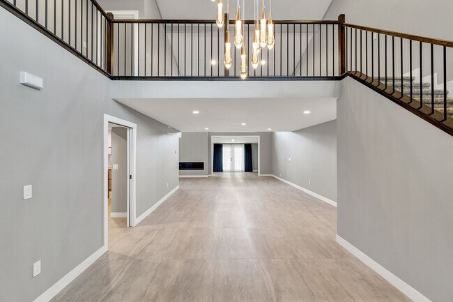 Foto del edificio - Stunning Remodeled 4-Bedroom Home in Exclu...