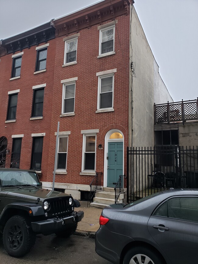 Building Photo - 324 N 18th St