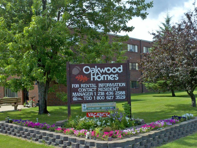 Building Photo - Oakwood Homes