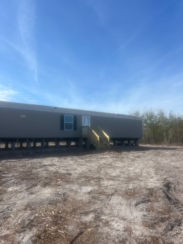 Building Photo - 4843 Otis Dr NE