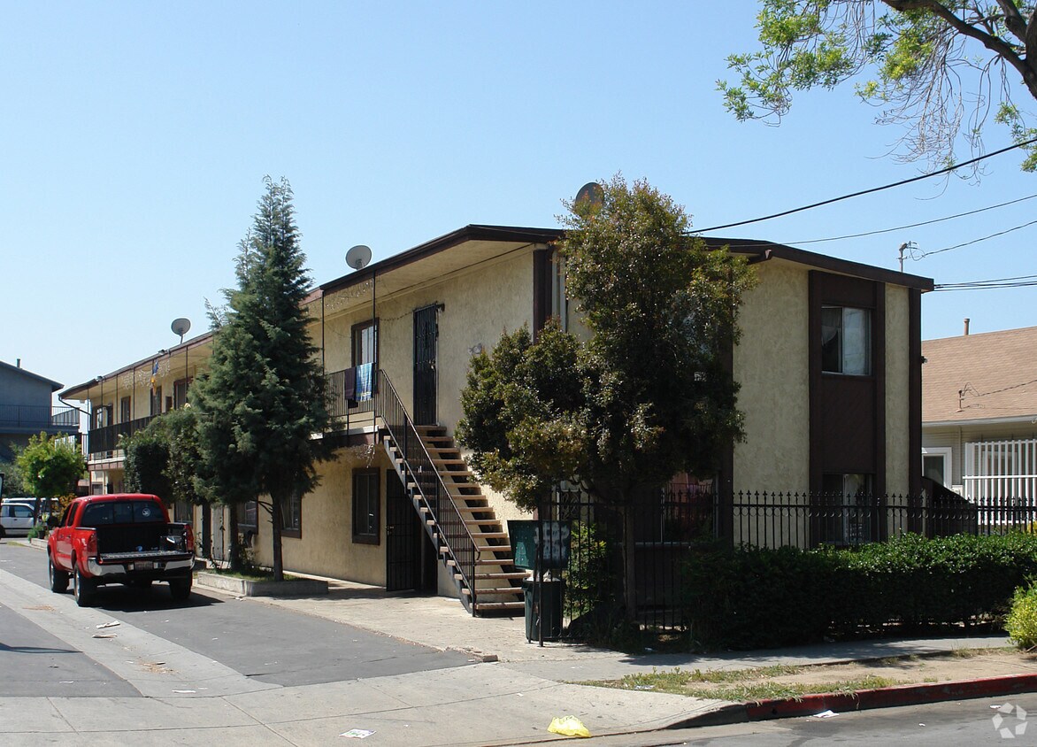 Foto del edificio - 1030-1032 W Bishop St