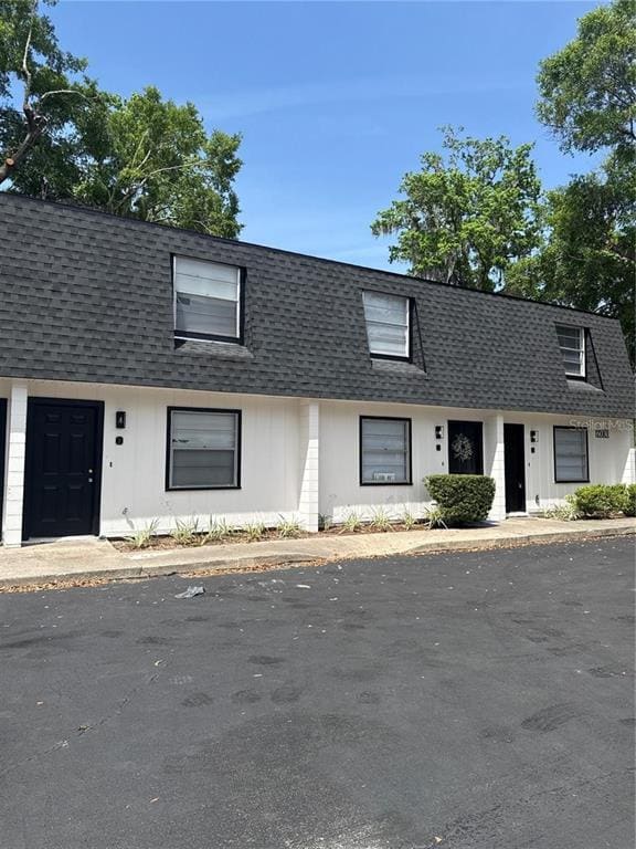 Building Photo - 6030 SW 12 Pl
