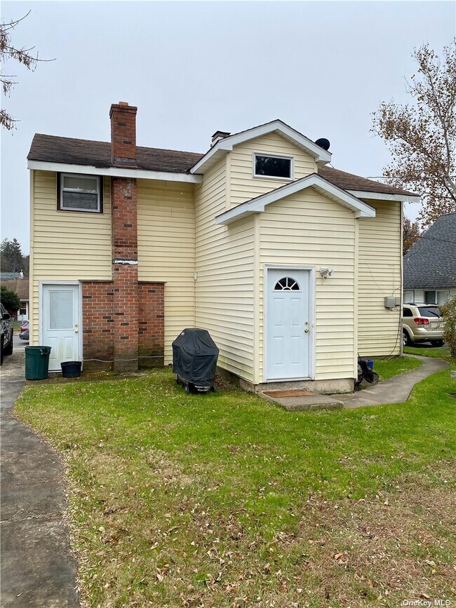 Foto del edificio - 27 Southridge Dr