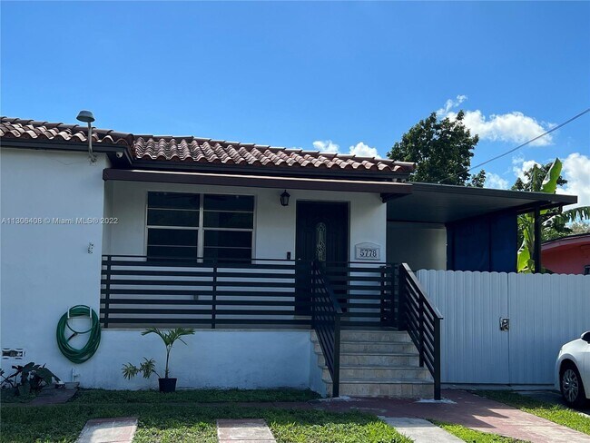 Foto del edificio - 5778 SW 22nd St