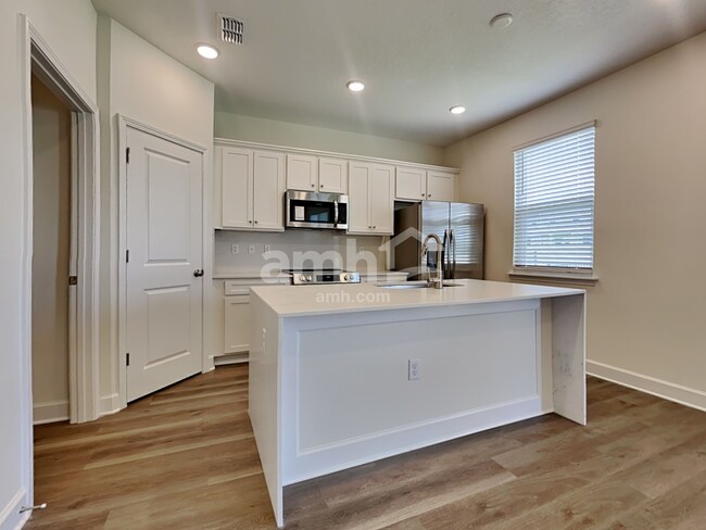 Building Photo - 2560 Spring Moss Ct