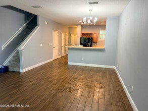 Building Photo - 8879 Inlet Bluff Dr