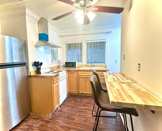 Building Photo - 3760 Addis Ln