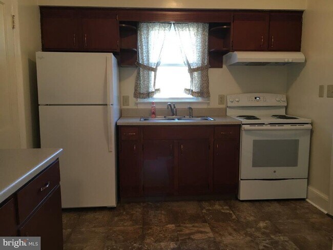 Foto del edificio - 3089 Winchester Ave