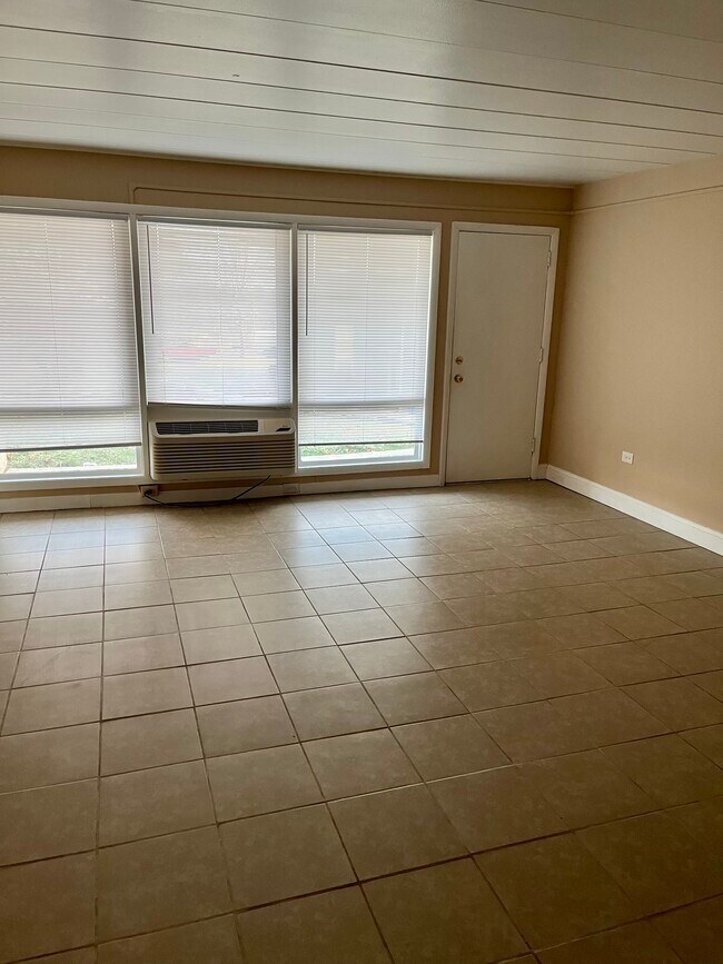 200 Thistlewood Ave Unit 400, Frankfort, KY 40601 Condo for Rent in