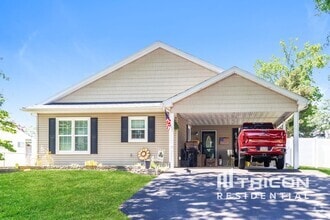 Building Photo - 39 Timber Ln
