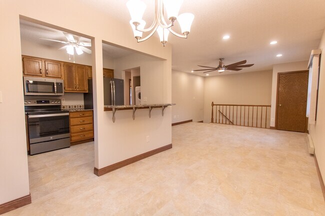 Comedor Sala de estar - 2235 3rd St SW