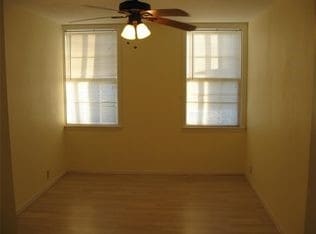 Interior Photo - Sea Breeze Apartments